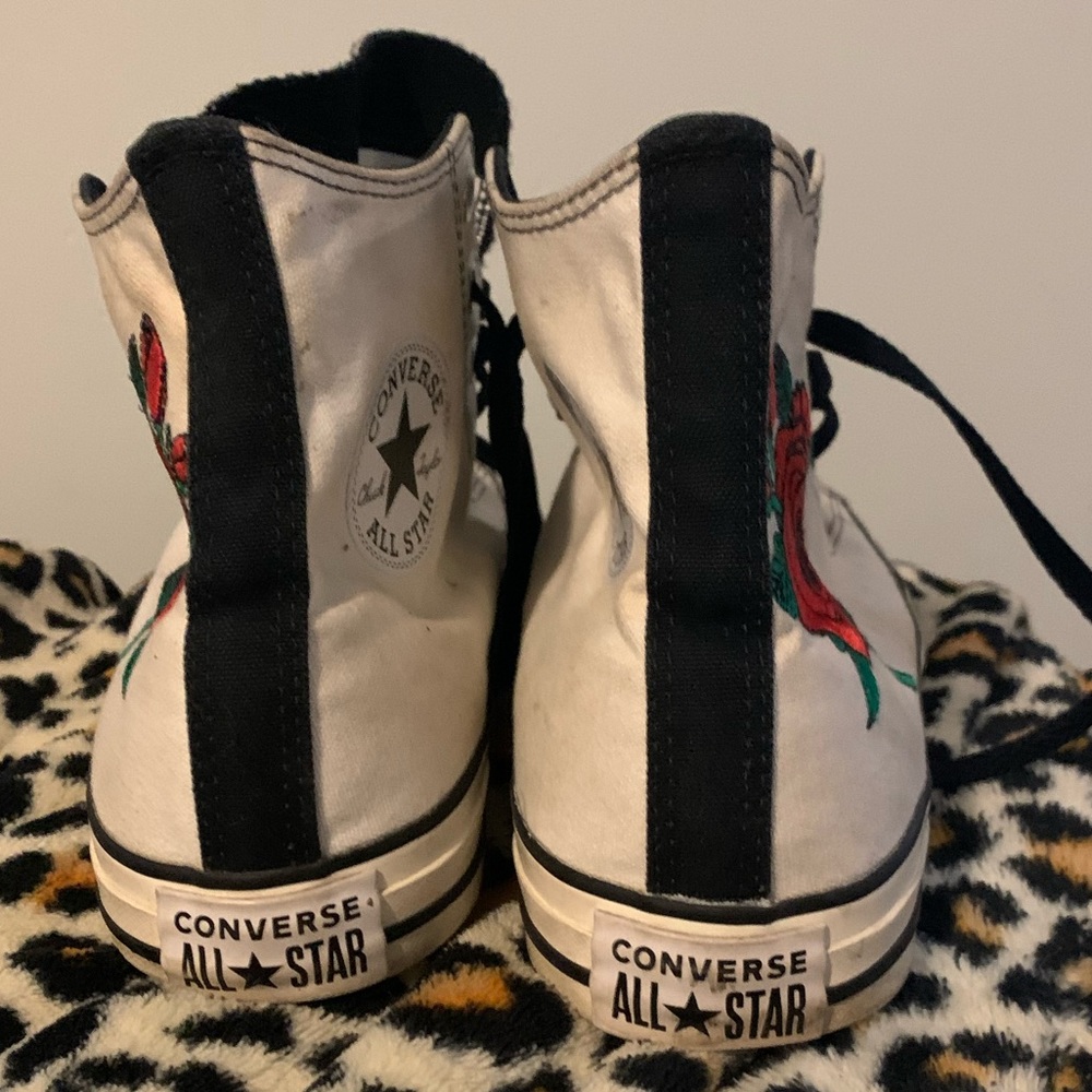Converse - Picture 3 of 7